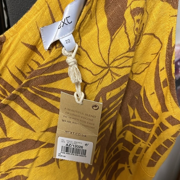 NWT Next Brand (UK) Size XL (22) Linen Blend yellow and brown sleeveless jumper - Picture 3 of 4